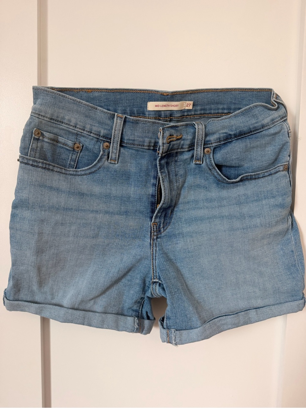 Levi's Light Blue Denim Rolled-Hem Women's Shorts